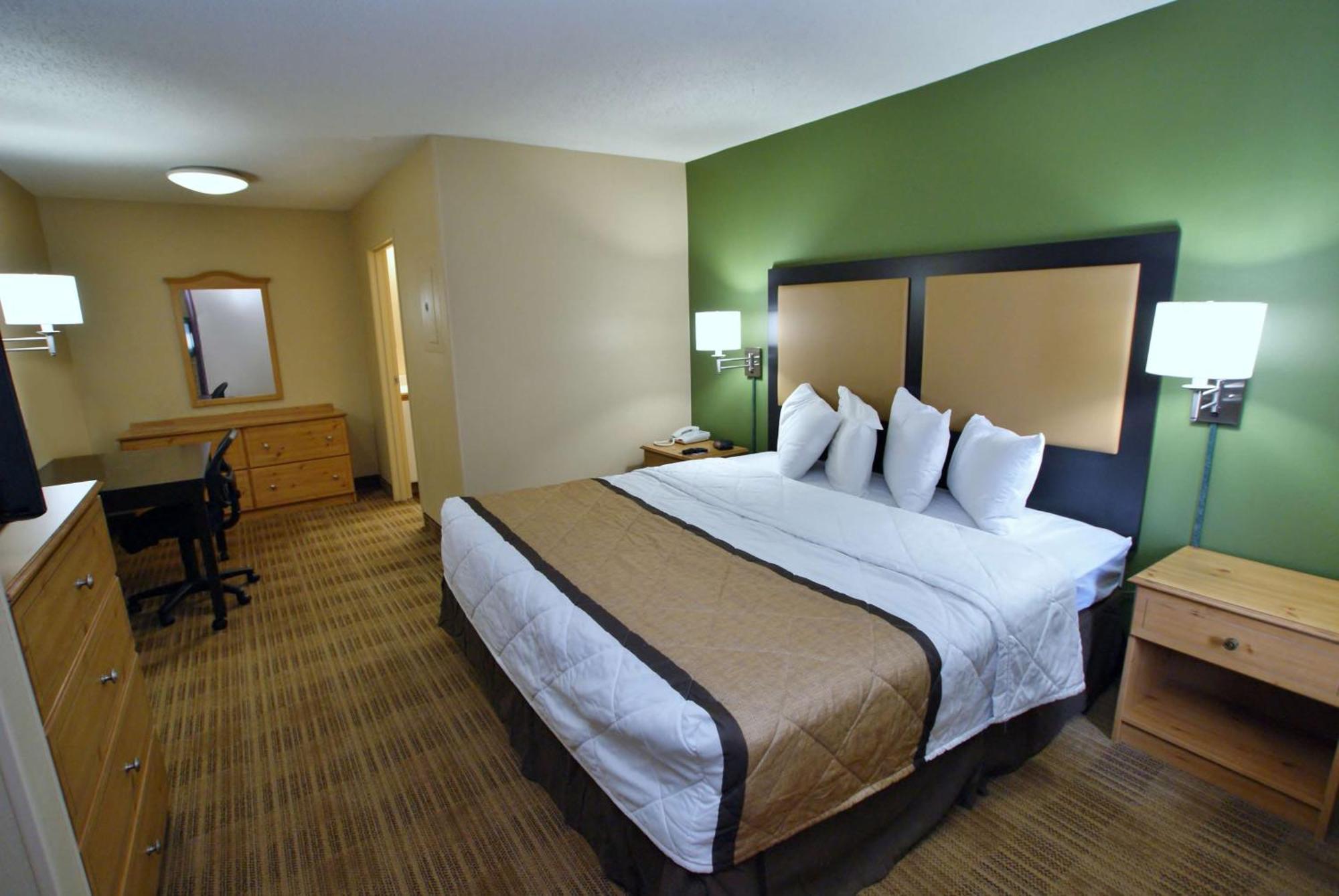 Extended Stay America Select Suites - Durham - University - Ivy Creek Blvd Buitenkant foto