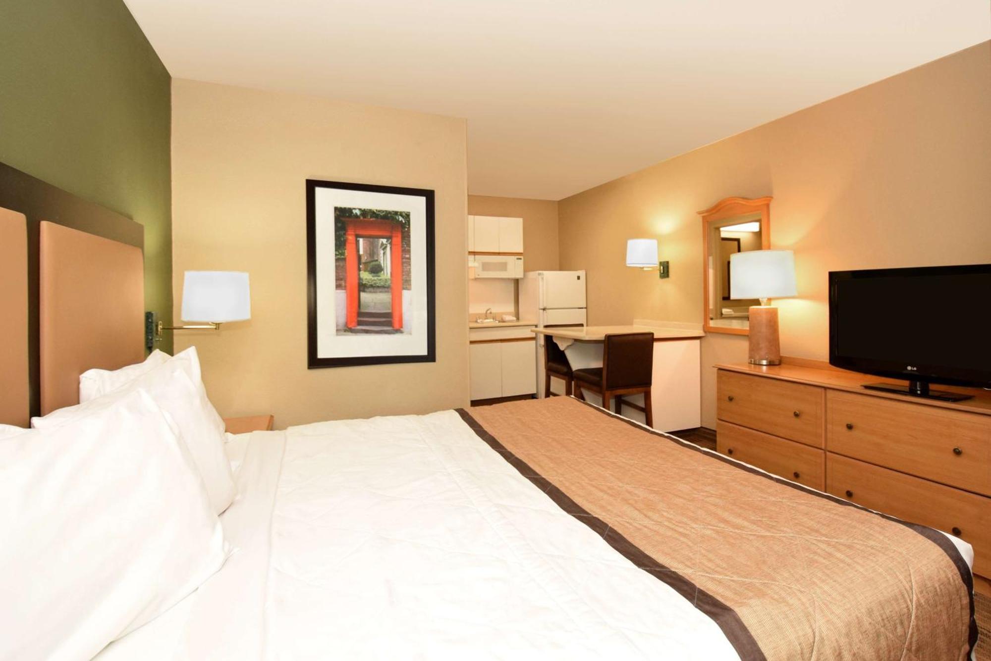 Extended Stay America Select Suites - Durham - University - Ivy Creek Blvd Buitenkant foto
